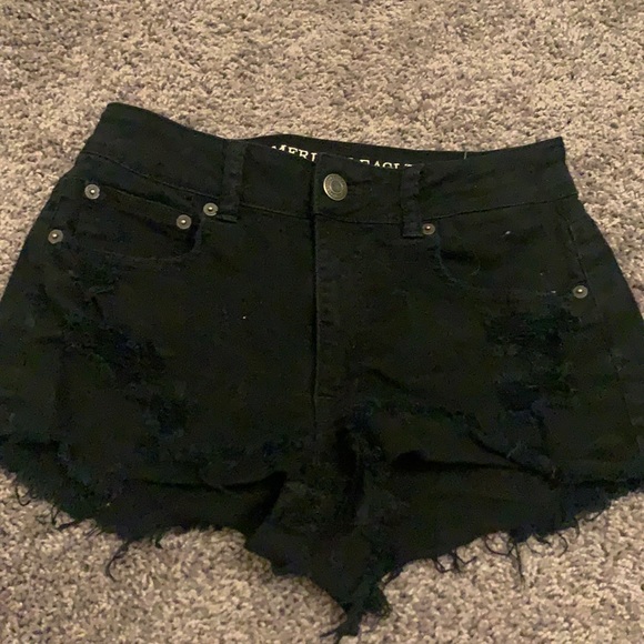 American Eagle Distressed Hi-Rise Festival Shorts - Picture 2 of 4